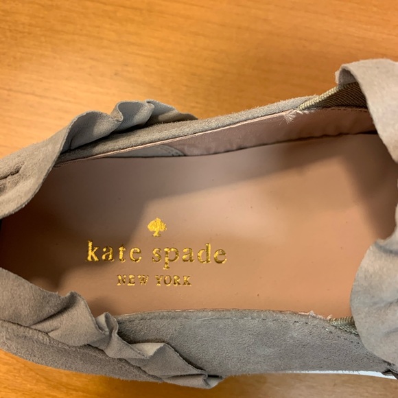 ♠️Kate Spade Lilly suede light gray slip-ons♠️ - Picture 2 of 7